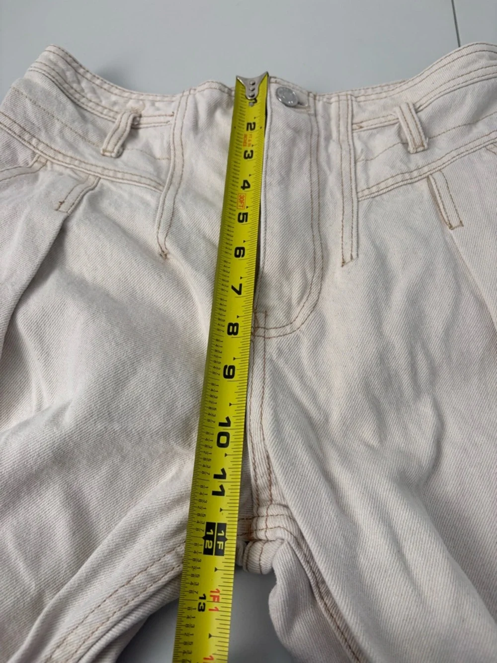 We The Free Women’s Pleated High Rise Balloon Leg Pants Size 27 White Boho - Picture 6 of 10